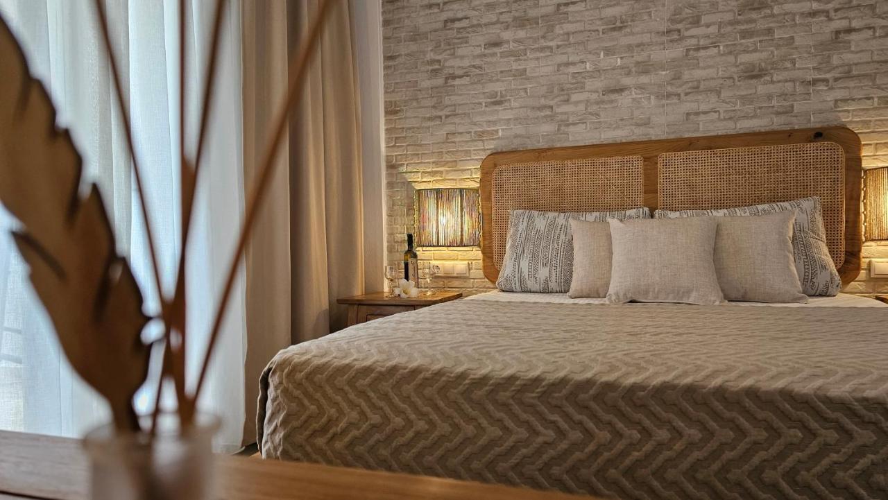 Plaka Philoxenia Apartments Экстерьер фото